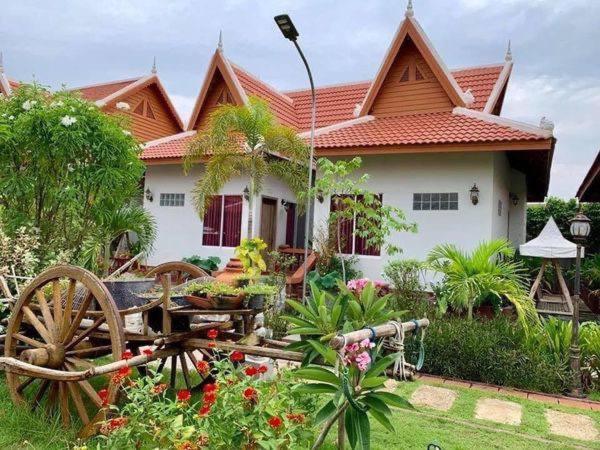 Ravorn Villa Boutique Battambang Bagian luar foto