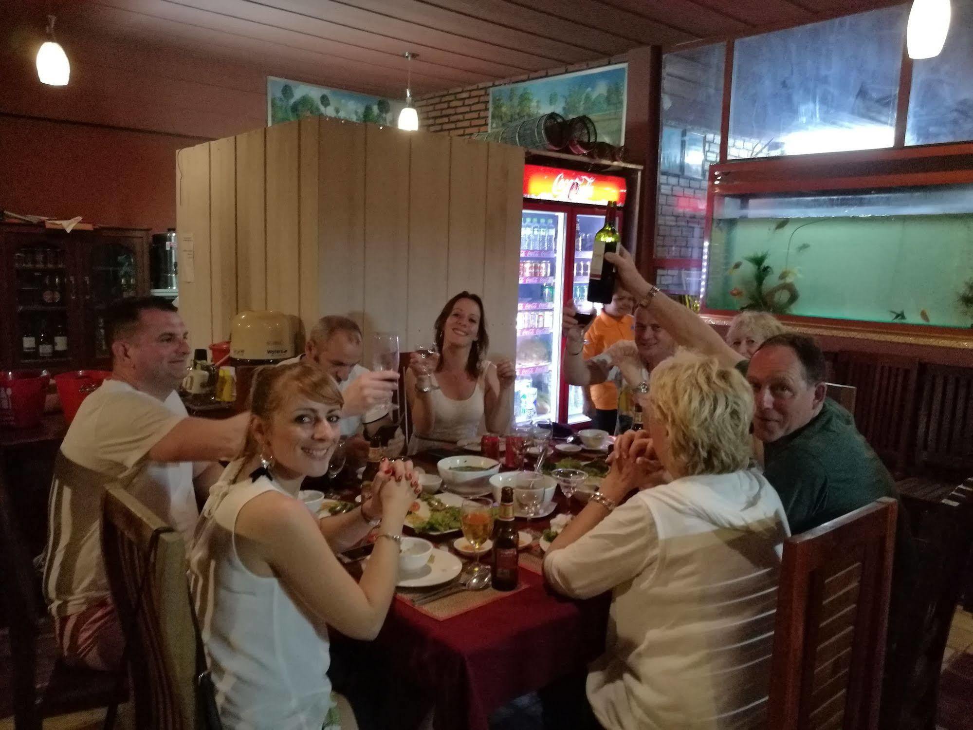 Ravorn Villa Boutique Battambang Bagian luar foto